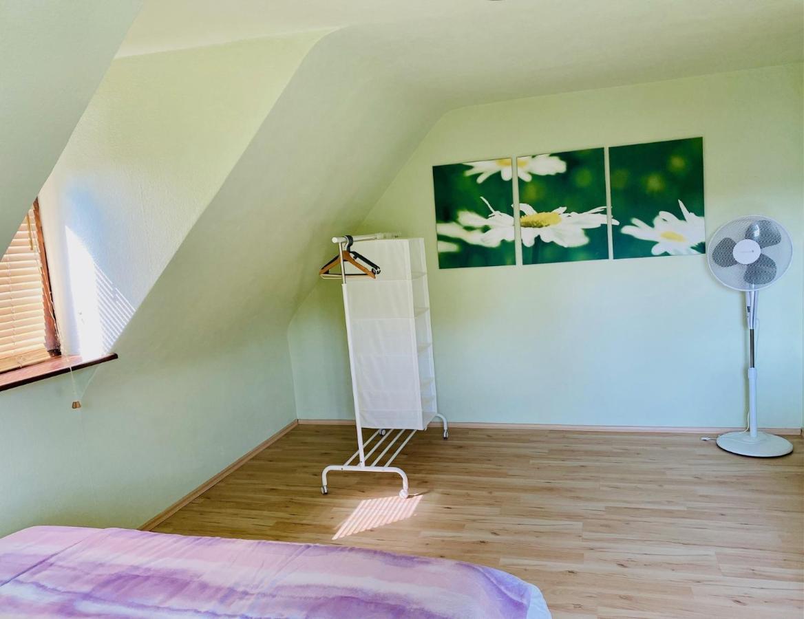 Auszeit-Ort Mit Wohlfuehl-Garantie Apartment นอย-อุล์ม ภายนอก รูปภาพ